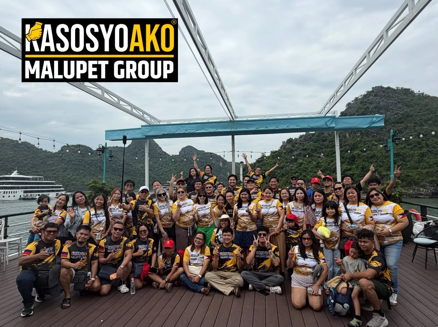 KASOSYONG MALUPET GROUP PHOTO, IN VIETNAM