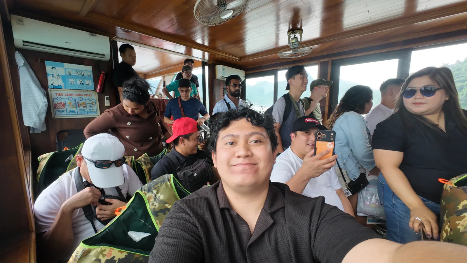 my picture in vietnam with kasosyong malupet group, a boat on going to Dragon Bay Cruise